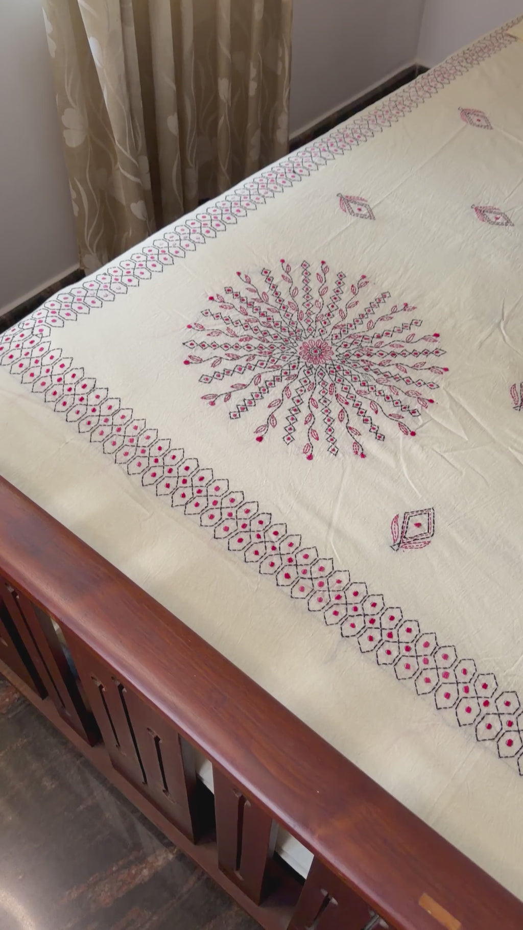 Cream Kantha Work Queen Size Bedsheet - Pure Cotton - 90 x 108 inches