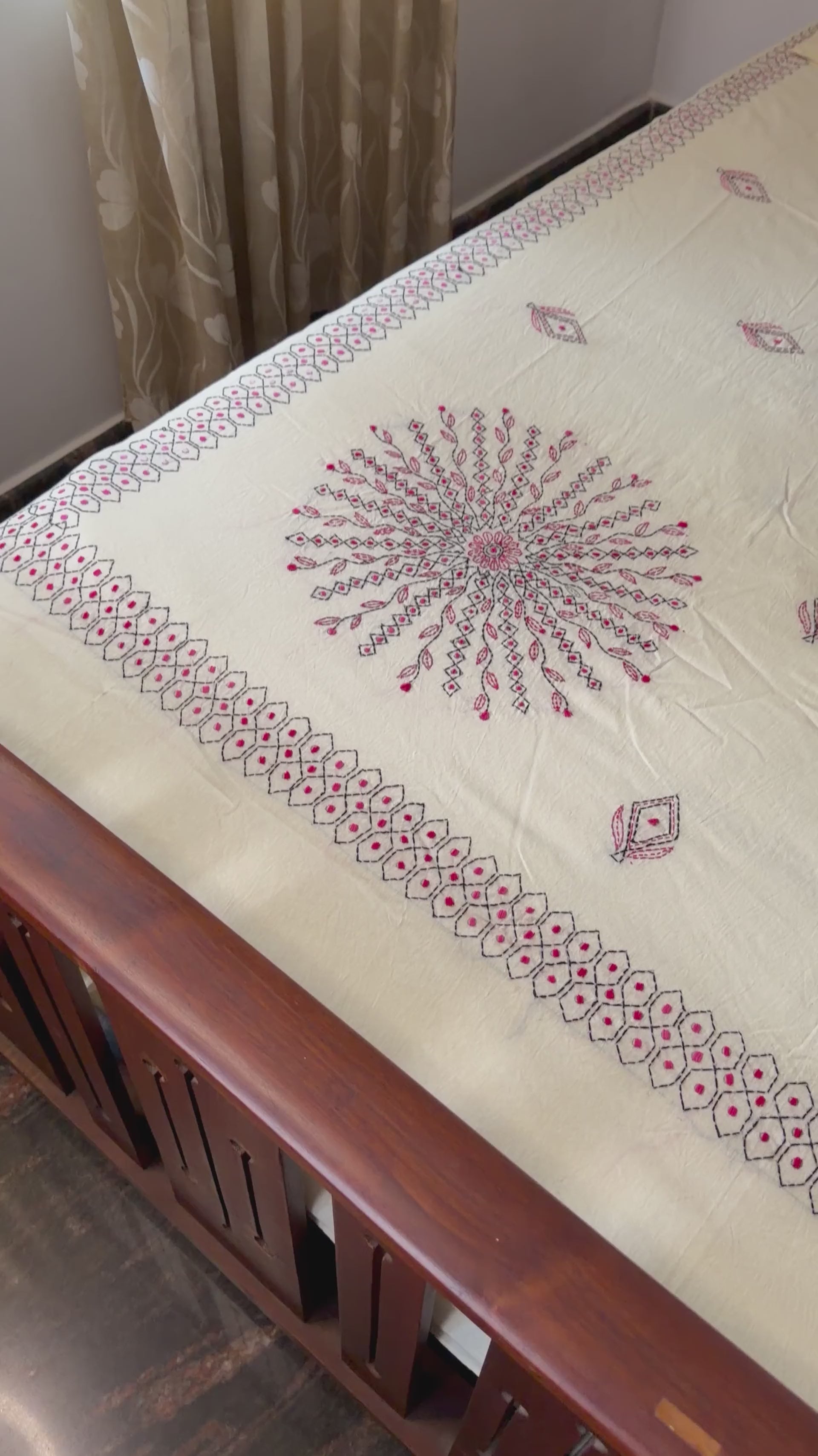Cream Kantha Work Queen Size Bedsheet - Pure Cotton - 90 x 108 inches