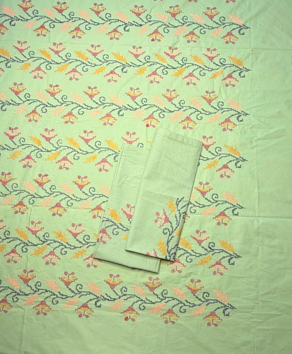 Full view 1 of green floral bedsheet